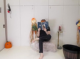 Noemie Bilas: Exploring Intimate Boundaries